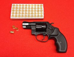 Bruni Revolver 380 2" Nero a Salve 
